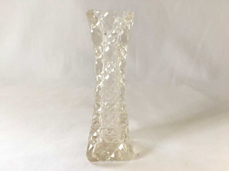 Liten Vase i Pressglass