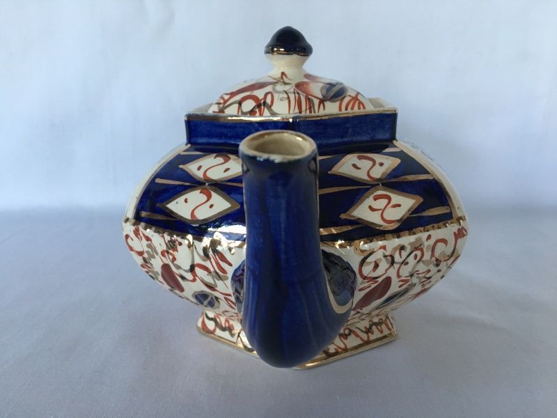Engelsk Tekanne i Imari-farger